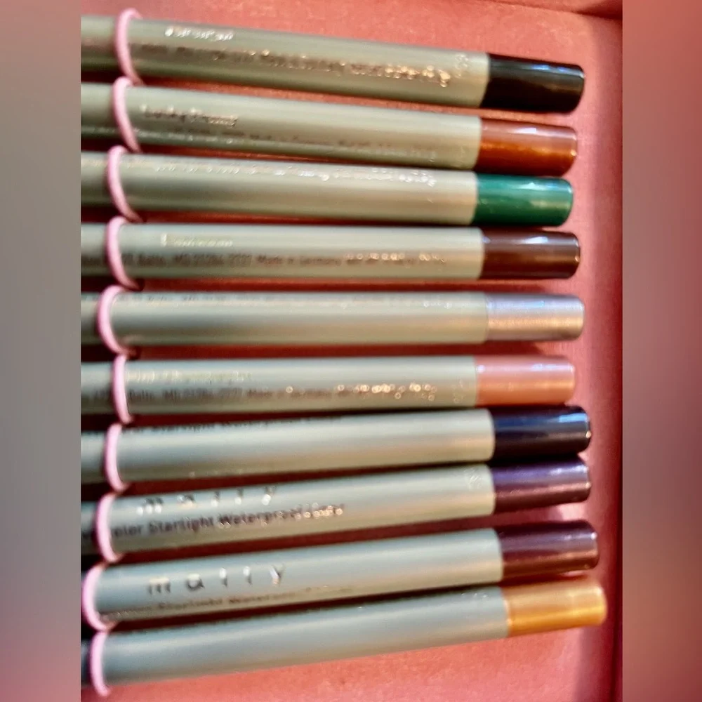 New! 10 Eyeliner + Case Mally Beauty Vibrant Collection Black, Green, Gold